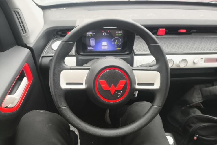 Used Wuling Hongguang MINIEV 2022 GAMEBOY 300km Urban Wind-Chasing Limited Edition
