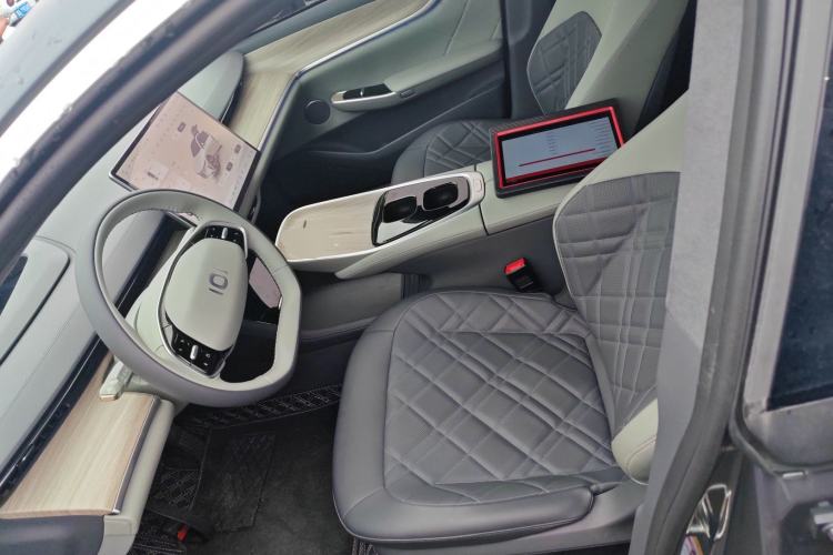 Used  A07 2023 Range-Extended 200 Pro
