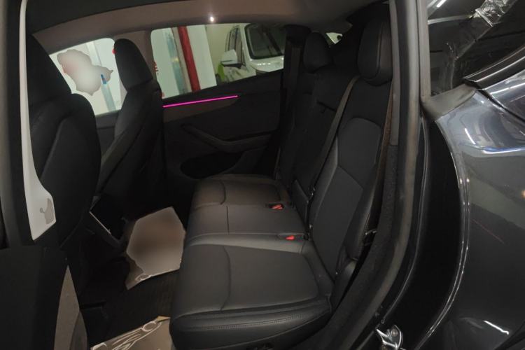 Used Tesla Model Y 2025 Long-Range All-Wheel Drive First Edition
