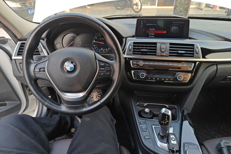 Used BMW 3 Series 2019 320Li Fashion Model
