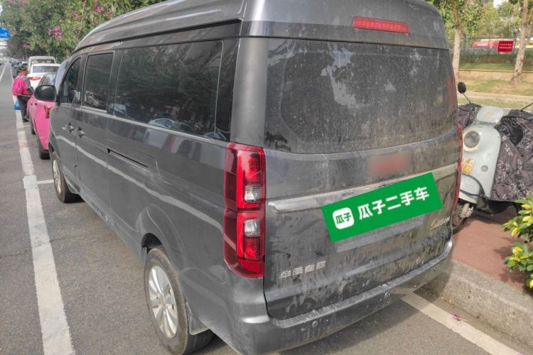 Used Jinbei Gold Hiace 2023 2.0L Passenger Van Travel Lion 5/6/7 Seater
