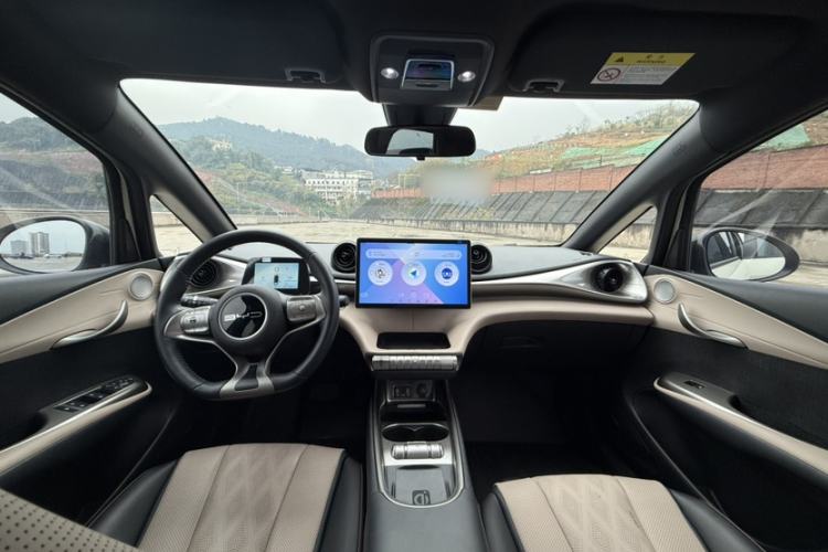 Used BYD Dolphin 2023 420 km Fashion Edition