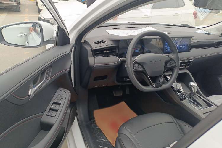 Used Roewe i5 2023 1.5L CVT Luxury Edition
