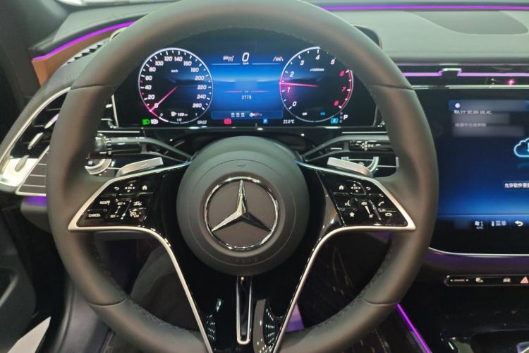 Used Mercedes-Benz E-Class 2025 E 260 L