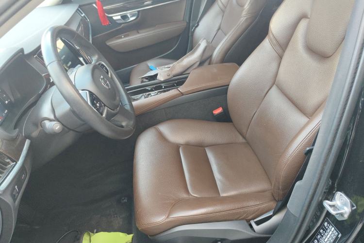 Used Volvo S90 2018 T5 Zhiyuan Edition
