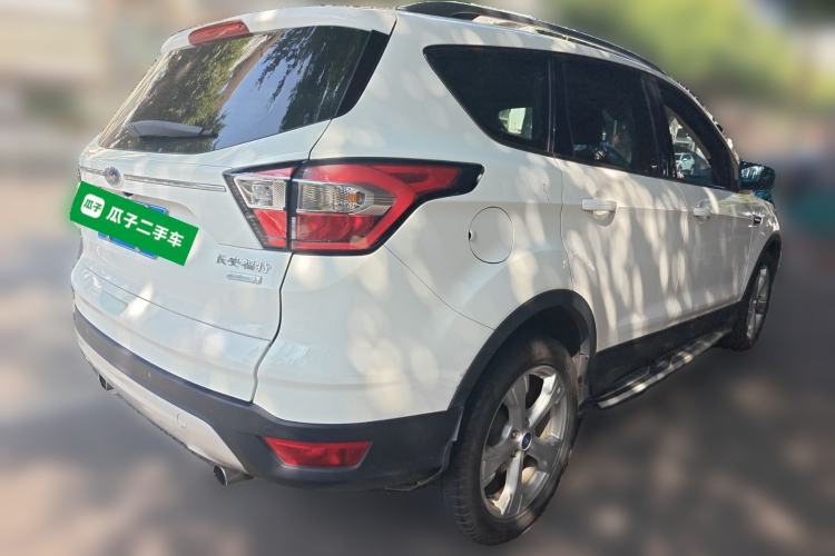Used Ford Kuga 2018 EcoBoost 180 Two-Wheel-Drive Platinum Edition
