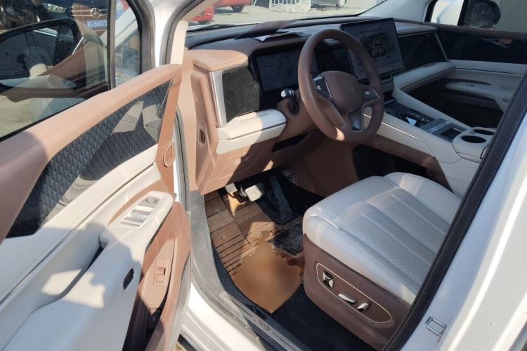 Used BYD Xia 2025 DM-i 1.5T 180km Beyond Edition
