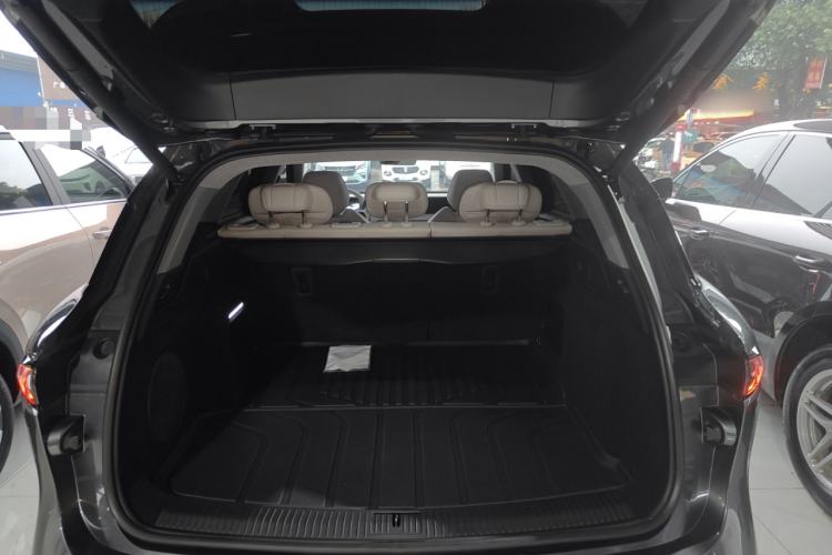 Used VOYAH FREE 2025 318 259 km All-Wheel-Drive Exploration Edition
