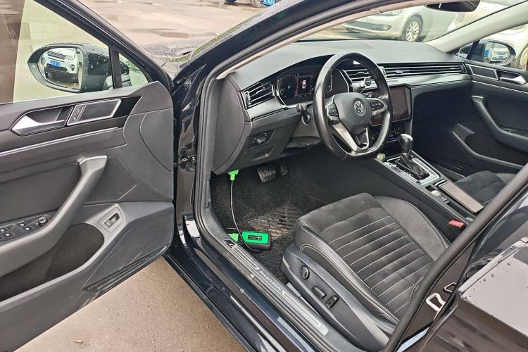 Used Volkswagen Magotan 2020 330TSI DSG Luxury Edition
