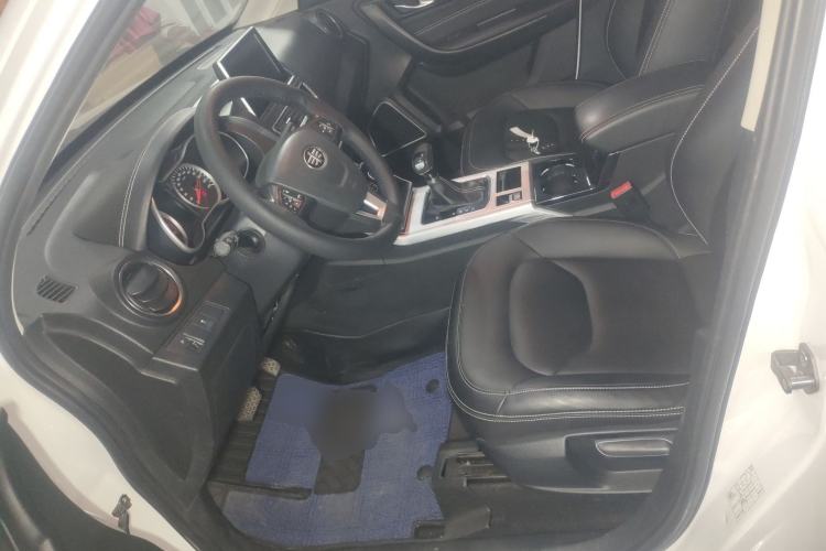 Used Bestune X40 2019 1.6L Automatic Luxury Version China V Emission Standard
