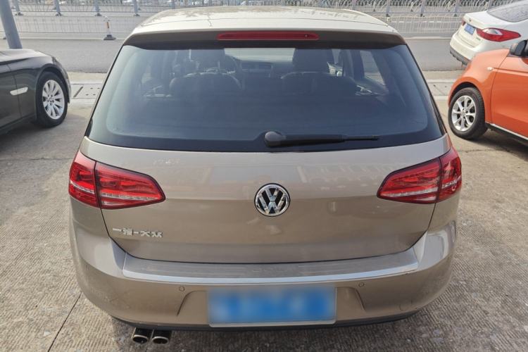 Used Volkswagen Golf 2014 1.4TSI Automatic Luxury Model
