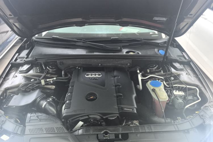 Used Audi A4L 2016 30 TFSI Collector's Edition Automatic Comfort Model
