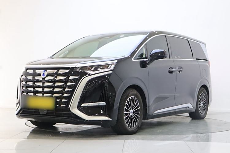 Used Denza D9 2022 DM-i 970 Four-Wheel Drive Flagship Model
