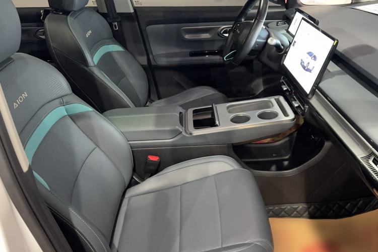 Used AION Y 2022 Plus 70 Smart Edition