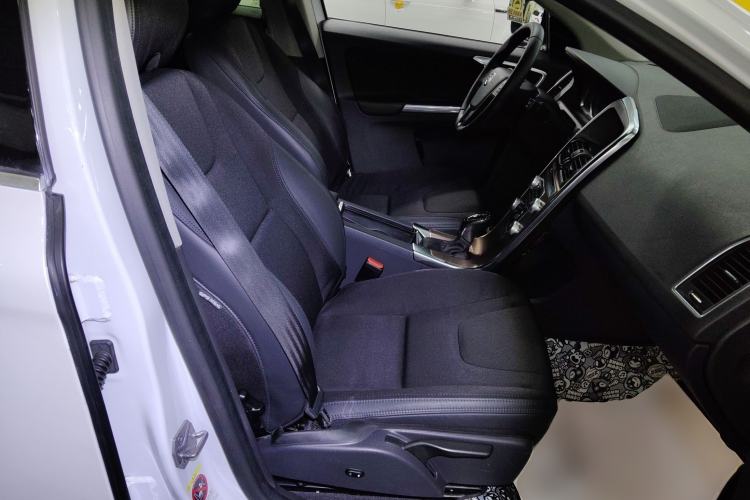 Used Volvo XC60 2016 T5 Smart Drive Edition