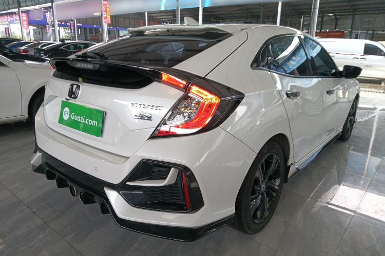 Used Honda Civic 2021 HATCHBACK 220TURBO CVT Trendy Cool Edition
