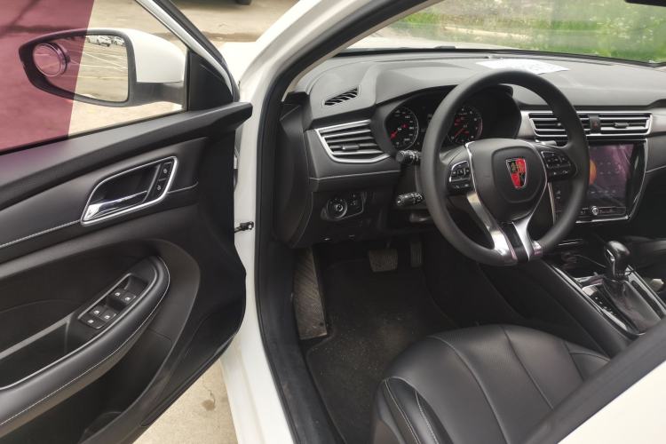 Used Roewe i5 2019 1.5L Automatic 4G Connected Langhao Edition
