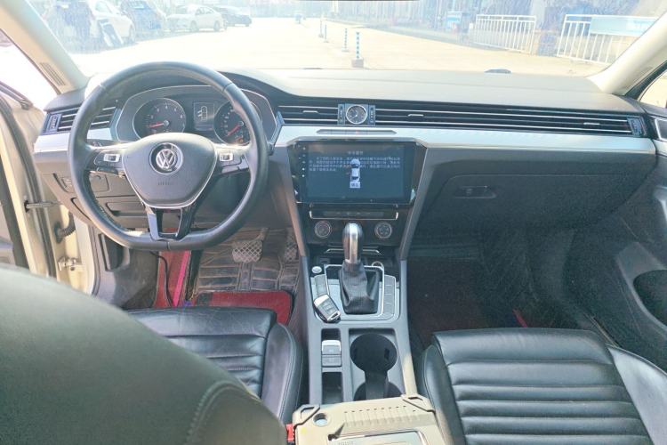 Used Volkswagen Magotan 2017 330TSI DSG Leading Model