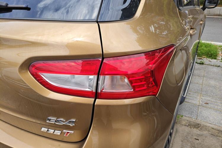 Used GAC Trumpchi GS4 2017 235T Automatic Two-Wheel Drive Luxury Smart Connectivity Version
