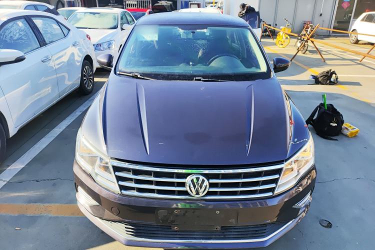 Used Volkswagen Jetta 2017 1.4L Manual Fashion Edition
