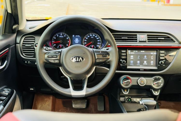 Used Kia KX Cross 2017 1.4L AT GLS
