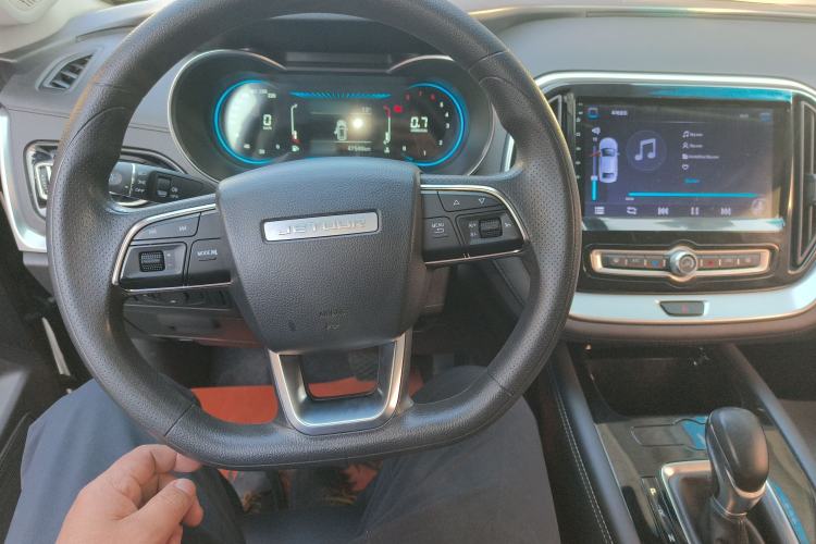 Used JETOUR X70M 2020 Revised Version 1.5T DCT Companion Edition 5 Seats