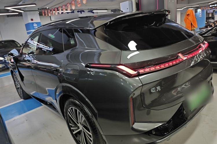 Used Lynk & Co 08 EM-P 2023 120km Long-Range Pro
