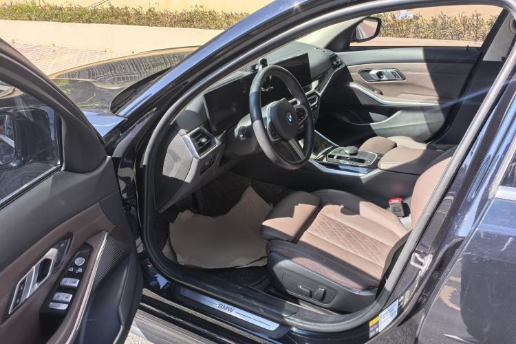 Used BMW i3 2024 eDrive 35 L