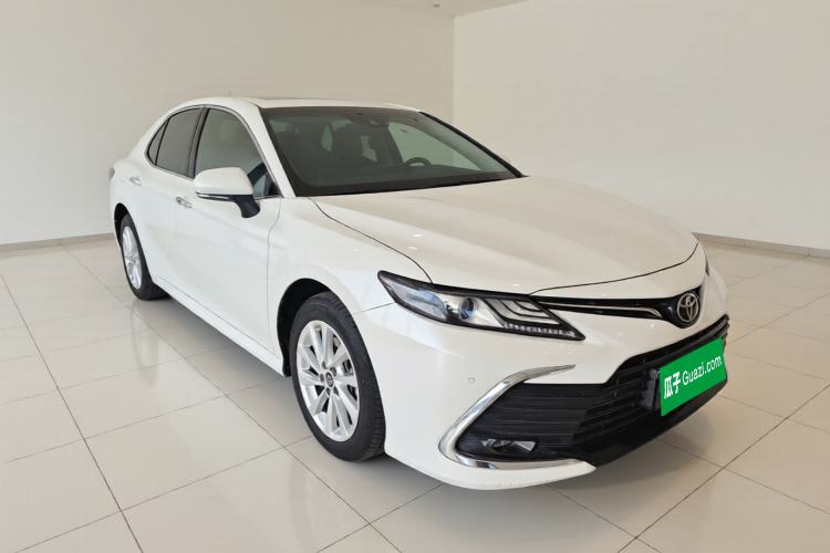 Used Toyota Camry 2021 2.0G Luxury Edition
