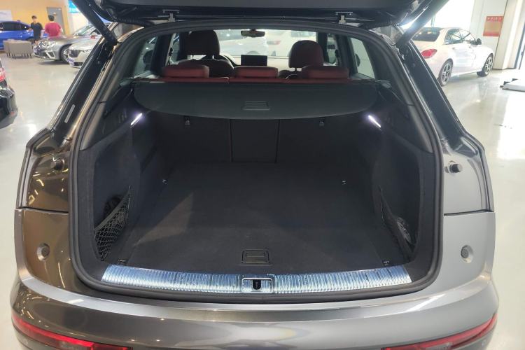 Used Audi Q5L 2022 45T Luxury Dynamic Model
