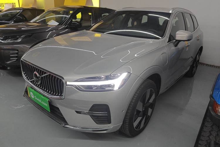 Used Volvo XC60 New Energy 2025 Plug-in Hybrid Long-Range All-Wheel Drive Smart & Luxurious Edition