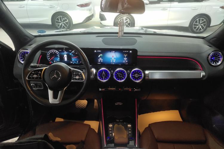 Used Mercedes-Benz GLB 2022 Updated GLB 200 Fashion Edition
