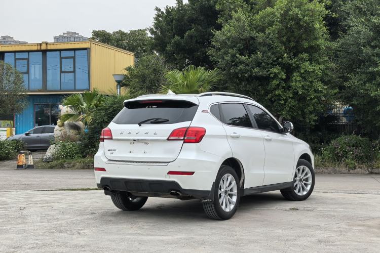 Used Haval H2 2017 Red-Label 1.5T Automatic Two-Wheel Drive Luxury Model
