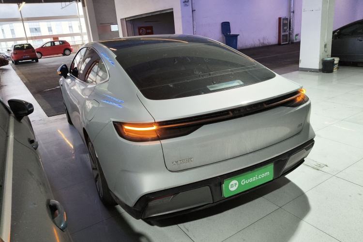 Used Geely Galaxy E8 2024 550 km Range Rear-Drive MAX
