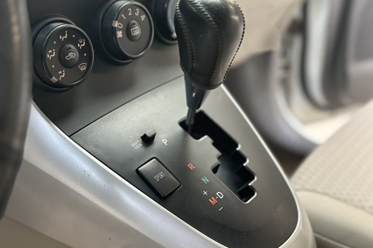 Used Toyota Verso 2014 Starlight 180E CVT Elite Edition
