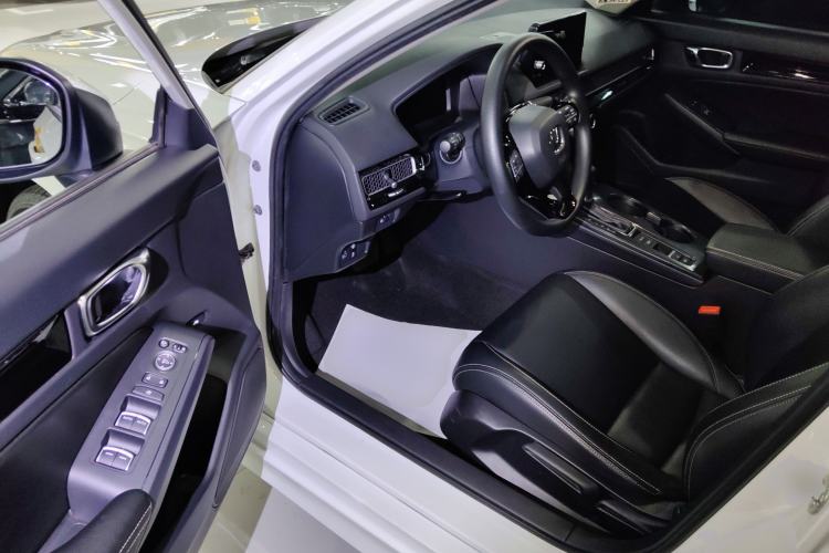 Used Honda Civic 2023 240TURBO CVT Dynamic Edition
