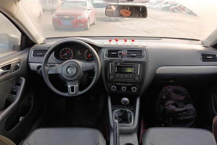 Used Volkswagen Sagitar 2014 1.6L Manual Comfort Model