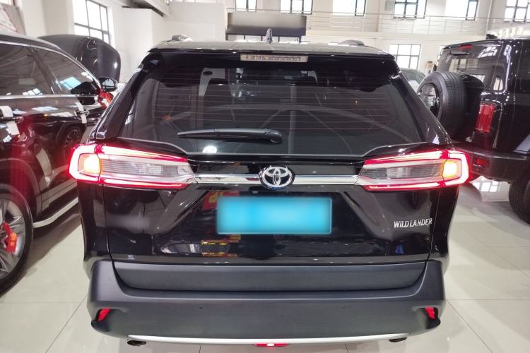 Used Toyota Wildlander 2023 2.0L CVT Two-Wheel Drive Luxury PLUS Edition
