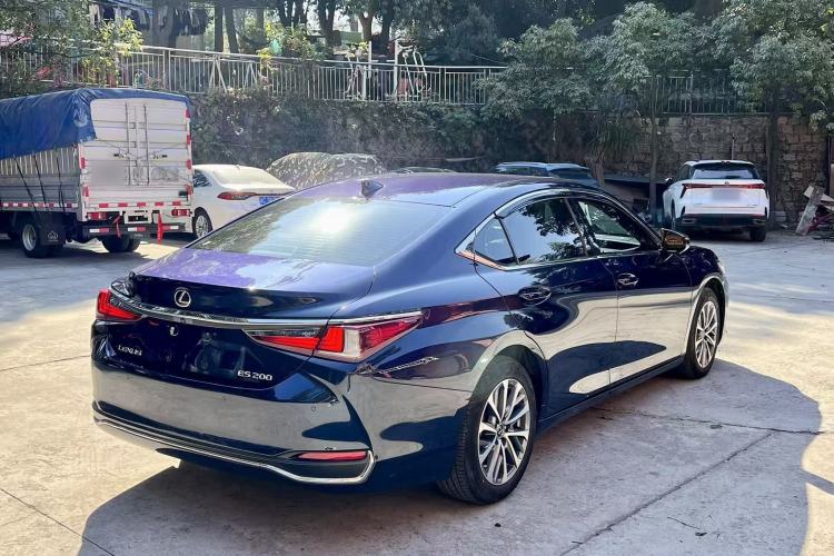 Used Lexus ES 2021 200 Excellence Edition