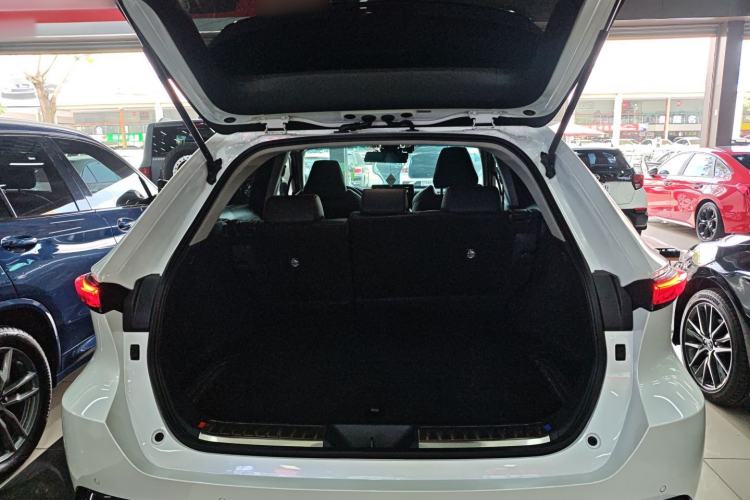 Used Toyota Venza 2023 2.0L CVT Two-Wheel Drive Luxury Edition