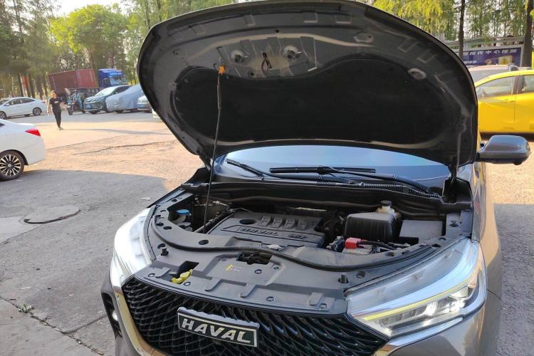 Used Haval M6 2021 PLUS 1.5T DCT Prestige Smart Connectivity Model
