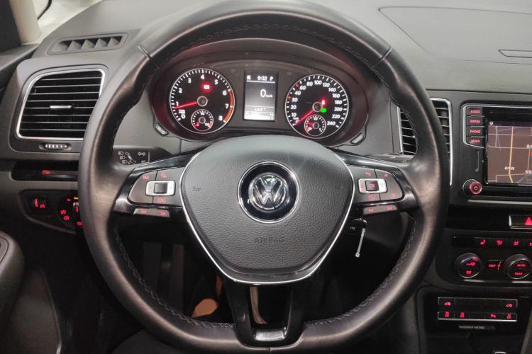 Used Volkswagen Sharan 2016 380TSI Luxury 7-Seater
