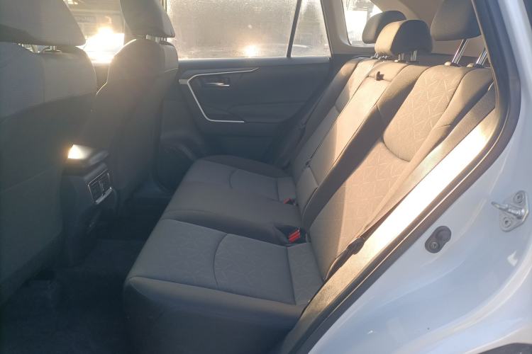 Used Toyota RAV4 2021 2.0L CVT Two-Wheel Drive Fashion Edition