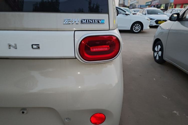 Used Wuling Hongguang MINIEV 2024 3rd Generation 215km Youth Edition
