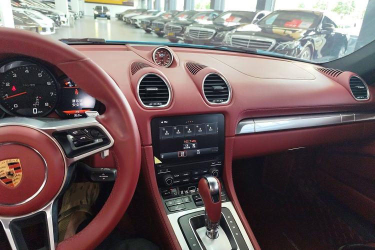 Used Porsche 718 2020 Cayman 2.0T
