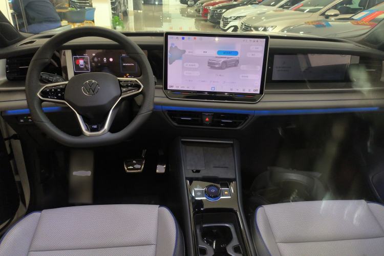 Used Volkswagen Tayron 2025 Tharu L 330TSI Two-Wheel Drive Elite City Package