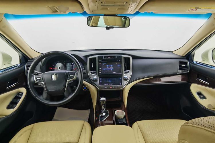 Used Toyota Crown 2018 2.0T Fashion Edition