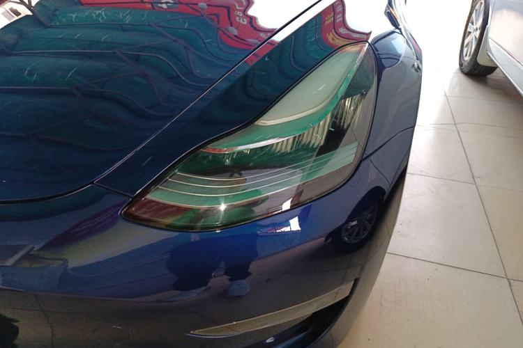 Used Tesla Model 3 2019 Long-Range All-Wheel-Drive Version
