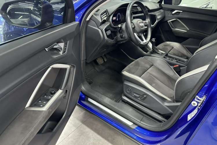 Used Audi Q3 2020 35 TFSI Ambition Dynamic Edition
