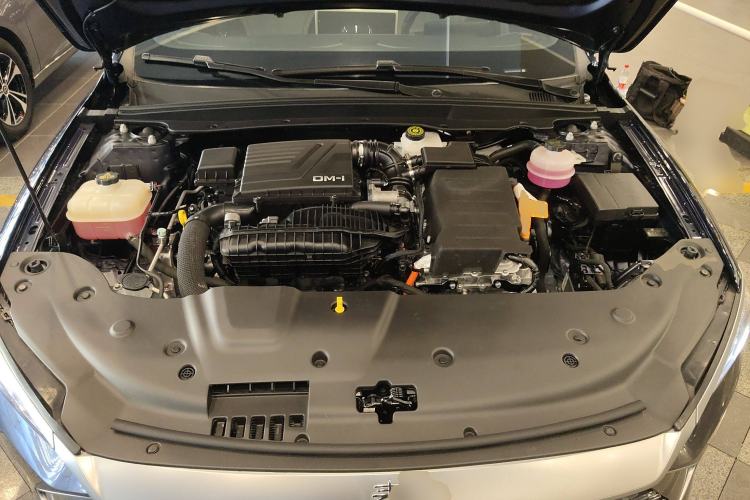 Used BYD Qin PLUS 2023 Champion Edition DM-i 120KM Excellence Model
